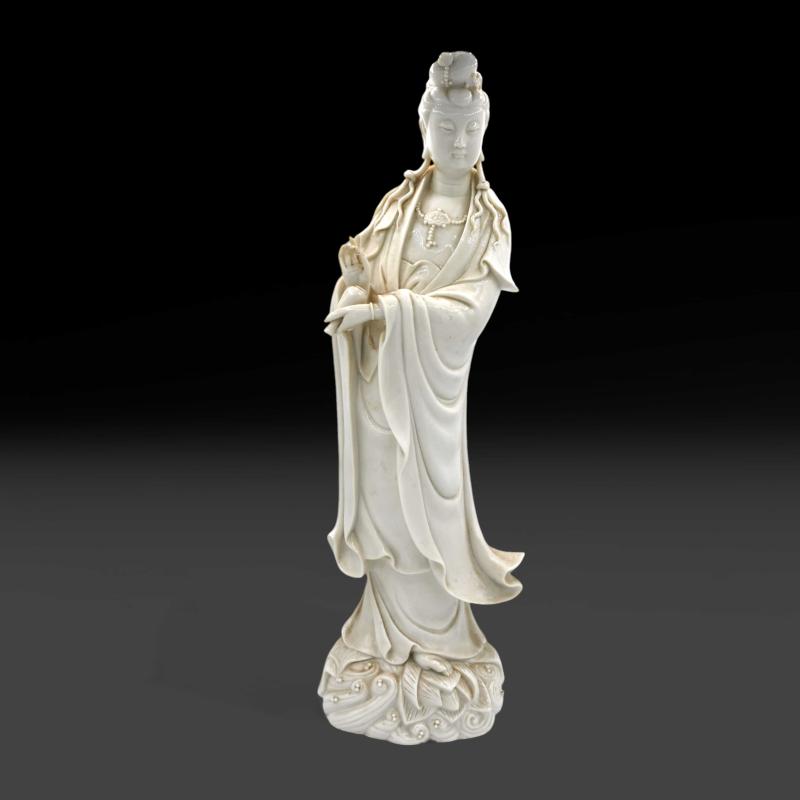 Guanyin in porcellana cinese